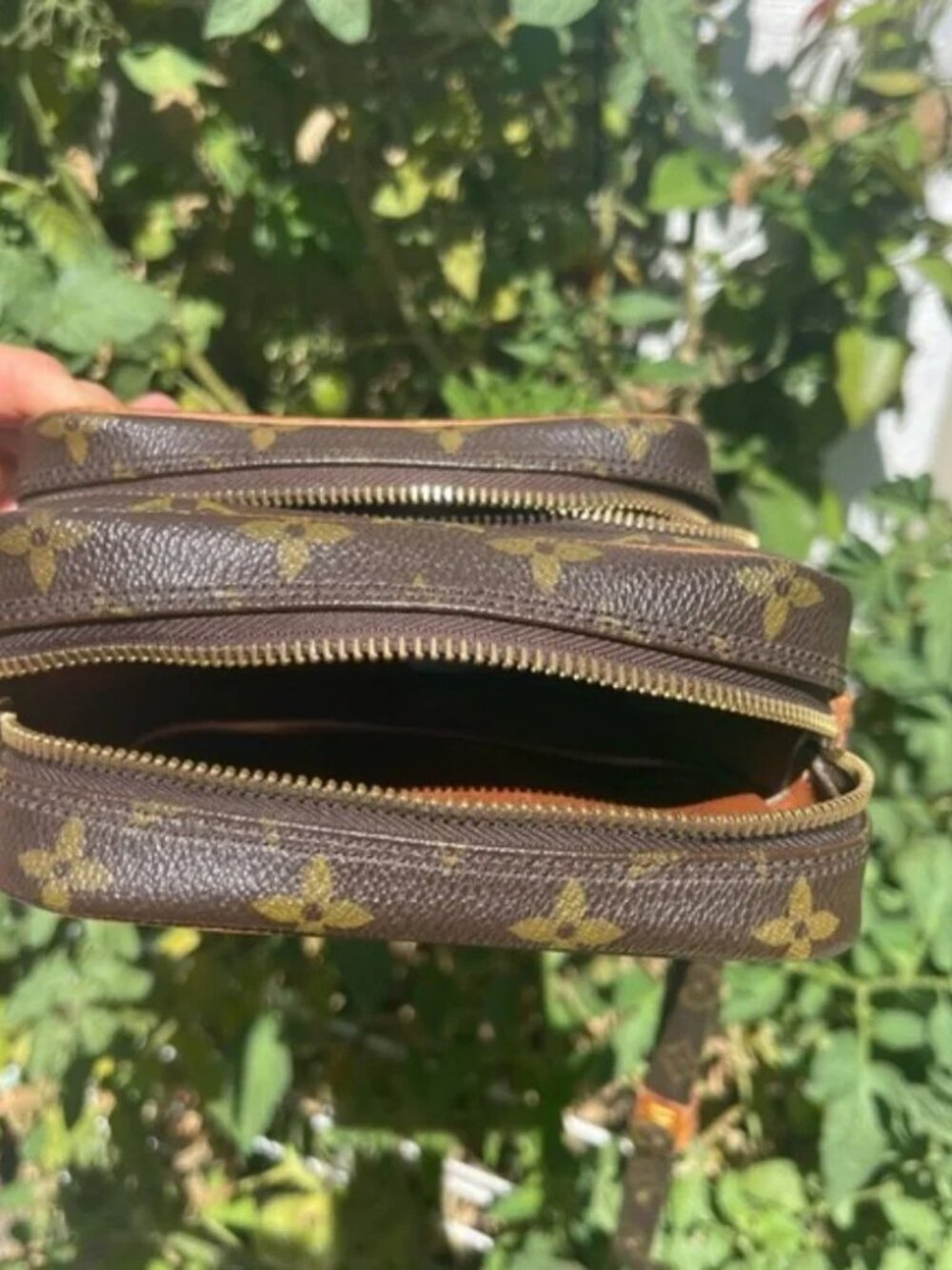 Louis Vuitton LV Shoulder Bag Amazone - Picture 12 of 13